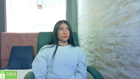 Snapshot of aurora_jones1 chatting on September 28, 3:46 am Aurora online show from September 28, 3:46 am