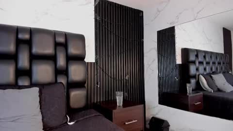 Snapshot of aurorabon chatting on September 25, 6:34 am Aurora online show from September 25, 6:34 am