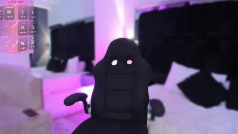 Aurora  online show from September 21, 9:35 pm