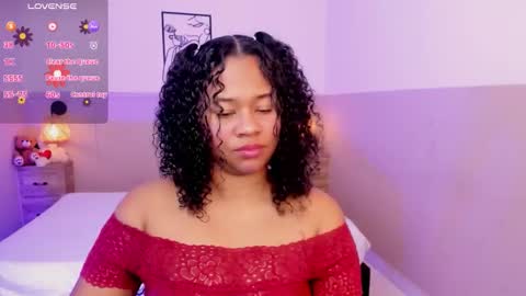 Snapshot of aurorasky7 chatting on October 28, 12:11 pm aurorasky7 online show from October 28, 12:11 pm