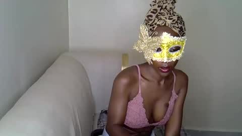 Sparkles online show from December 20, 10:25 pm