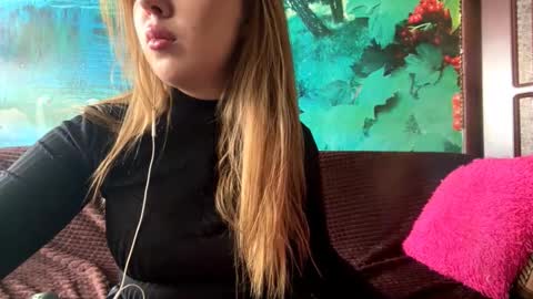 Elizabeth online show from February 21, 12:17 pm