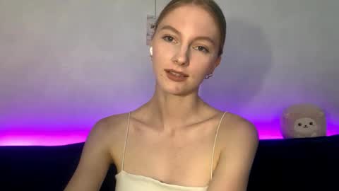 Annie online show from September 19, 5:23 pm