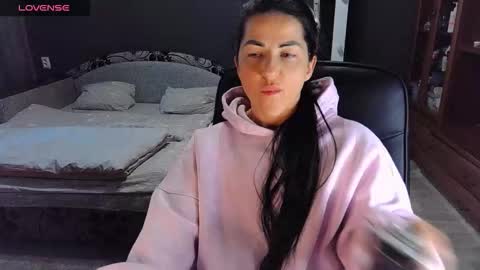 Ava online show from March 7, 12:01 pm