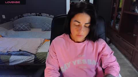 Ava online show from March 11, 11:47 am