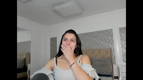 Ava  online show from November 1, 1:37 pm