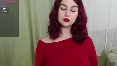 Snapshot of avaedenn chatting on February 5, 5:21 pm Ava online show from February 5, 5:21 pm