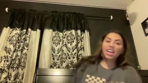 Snapshot of avamonroexo chatting on December 31, 5:33 am Ava Monroe online show from December 31, 5:33 am