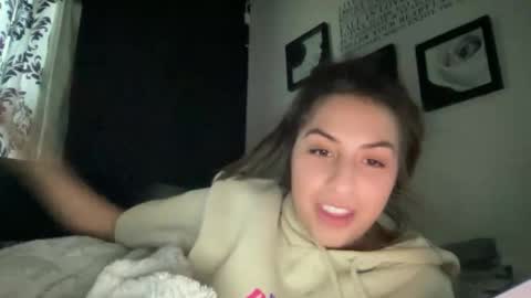 Snapshot of avamonroexo chatting on February 9, 7:52 pm Ava Monroe online show from February 9, 7:52 pm