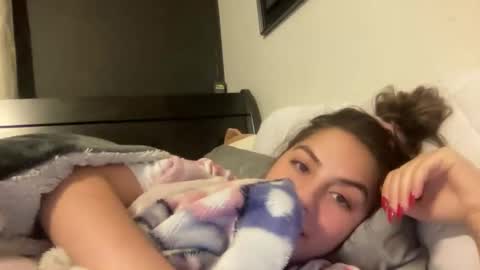 Snapshot of avamonroexo chatting on January 26, 8:36 am Ava Monroe online show from January 26, 8:36 am