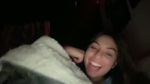 Snapshot of avamonroexo chatting on December 21, 12:42 am Ava Monroe online show from December 21, 12:42 am