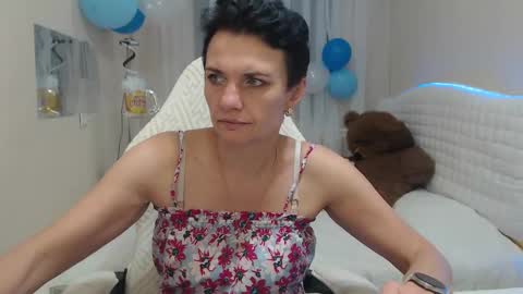 avasaturnian online show from September 20, 5:00 pm