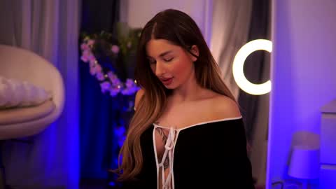 Carina online show from January 24, 10:19 pm