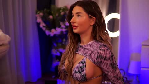 Carina online show from January 20, 1:39 am