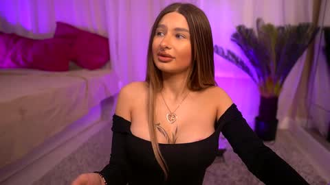 Carina online show from December 16, 2:36 am