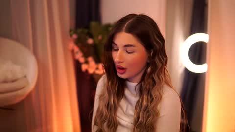 Carina online show from January 28, 9:19 pm