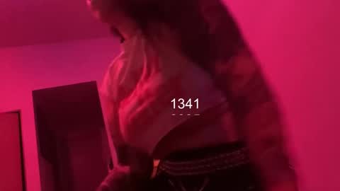 Ava  online show from September 25, 11:20 am