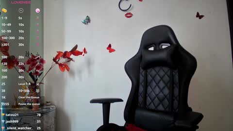 Ava Tomas online show from January 5, 2:30 pm