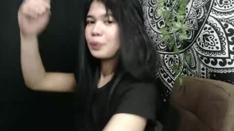 Snapshot of ave_tt chatting on October 4, 6:23 pm ave_tt online show from October 4, 6:23 pm