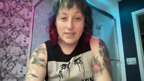 Avery Madison online show from March 8, 10:02 pm