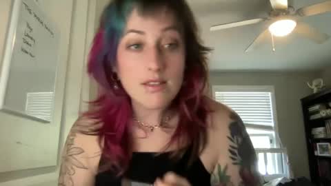 Avery Madison online show from February 9, 3:34 pm