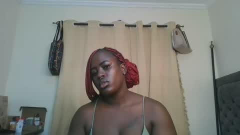 avian_babe1 online show from June 21, 11:42 pm
