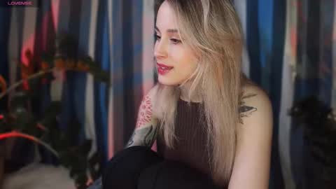 Aviva online show from November 30, 7:51 pm