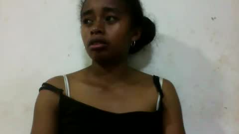 Snapshot of avontsoaldy chatting on October 16, 6:54 pm avontsoaldy online show from October 16, 6:54 pm