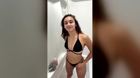 Avaia online show from December 16, 6:41 am