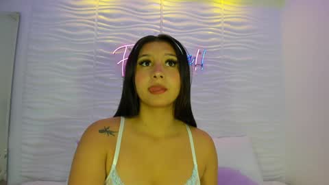 Avy  online show from December 10, 11:32 am