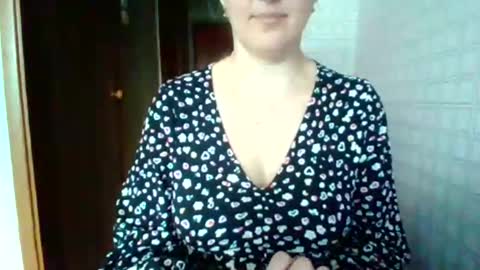 awesomeladyy online show from March 21, 8:41 am