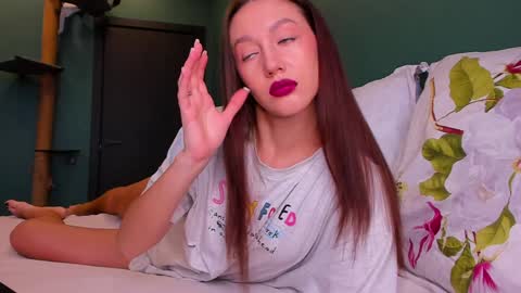 Awgustina online show from January 2, 11:31 am