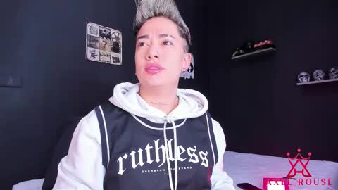 Snapshot of axel_rouse1 chatting on February 22, 10:40 am Axel Rouse online show from February 22, 10:40 am