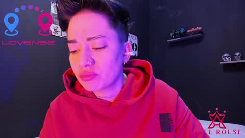 Snapshot of axel_rouse1 chatting on December 28, 10:36 am Axel Rouse online show from December 28, 10:36 am