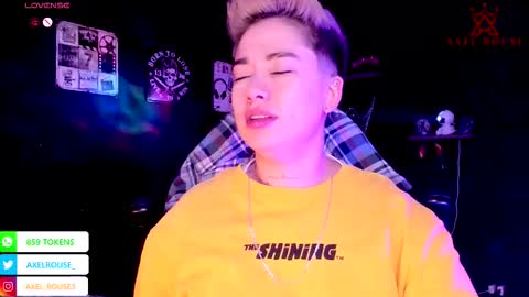 Snapshot of axel_rouse1 chatting on October 23, 11:27 am Axel Rouse online show from October 23, 11:27 am