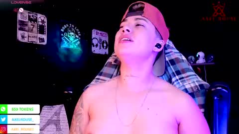 Snapshot of axel_rouse1 chatting on October 29, 4:53 pm Axel Rouse online show from October 29, 4:53 pm