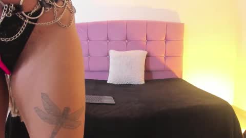 ayira_caramel online show from March 26, 12:18 pm