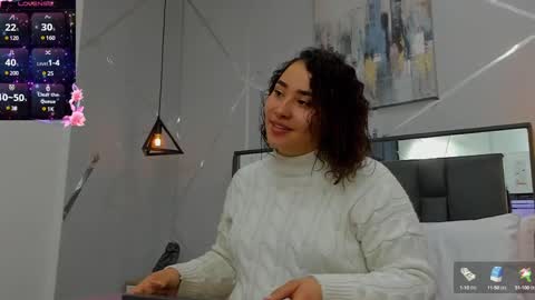Snapshot of ayla_martinez chatting on December 11, 2:41 am Ayla online show from December 11, 2:41 am