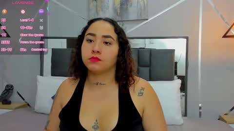 Snapshot of ayla_martinez chatting on December 31, 8:56 pm Ayla online show from December 31, 8:56 pm
