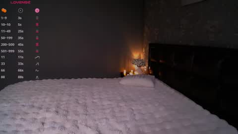 Ayla online show from December 17, 5:26 pm