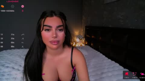 Ayla online show from December 9, 4:15 pm