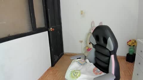 SandyMODELINDEPENDIENT online show from October 22, 1:32 am