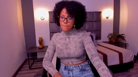 Ayleen online show from December 14, 8:08 pm