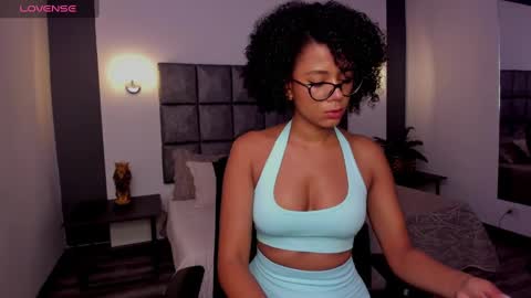 Ayleen online show from January 28, 2:31 pm