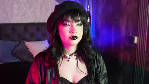 Aylen online show from July 7, 5:05 pm