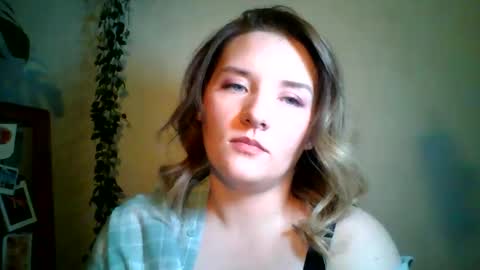 ayrix online show from September 19, 6:07 pm