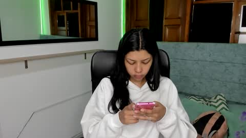 aysha_winxx online show from January 14, 3:33 am