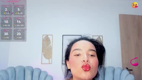 ayshel_cooperr online show from September 25, 4:22 am