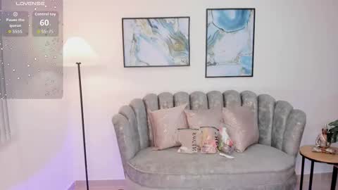 ayshel_cooperr online show from September 20, 2:21 am