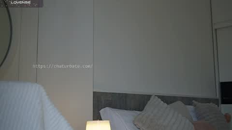 ayumi_dream online show from September 28, 2:51 am